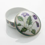 Lomonosov Porcelain Jewelry box Violet