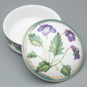 Lomonosov Porcelain Jewelery box Violet