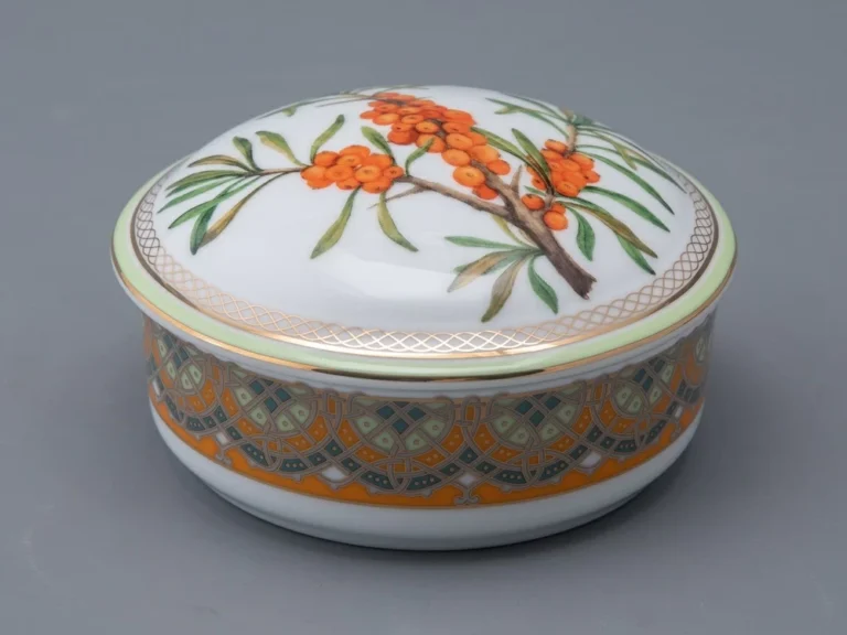 Lomonosov Porcelain Jewelry box Siberian sea buckthorn
