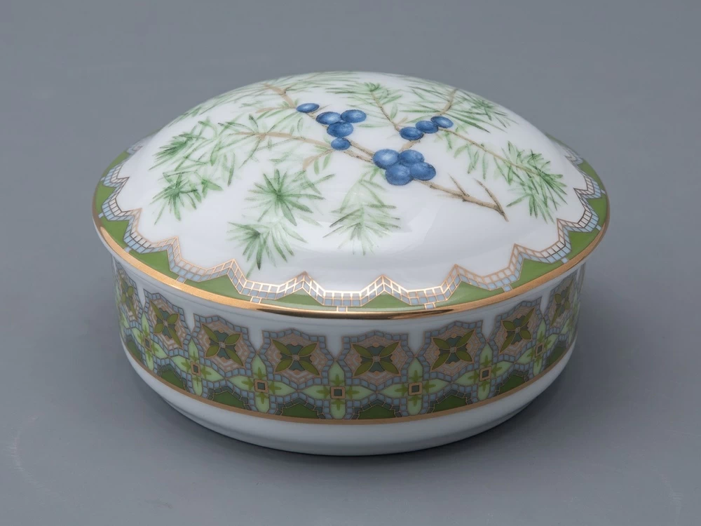 Lomonosov Porcelain Jewelry box Juniper