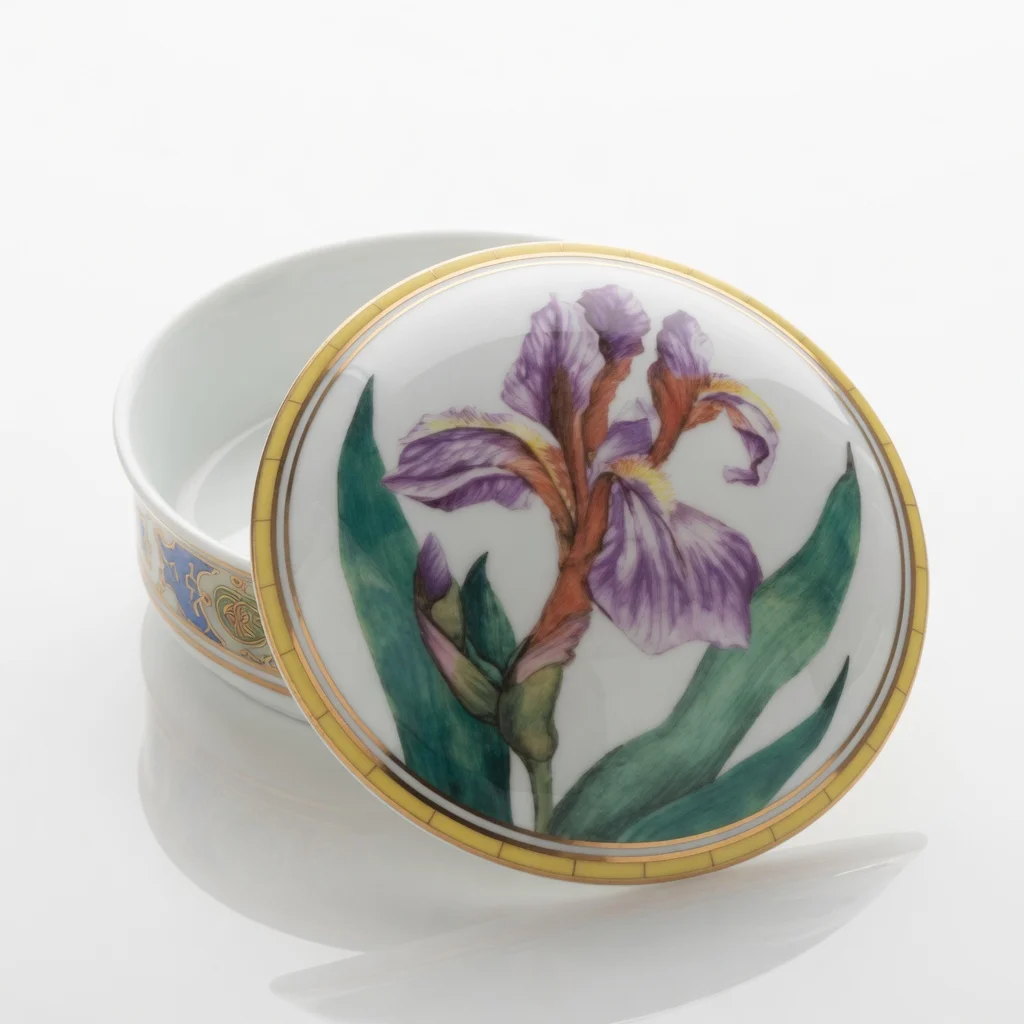 Lomonosov Porcelain Jewelry box Delicate Iris
