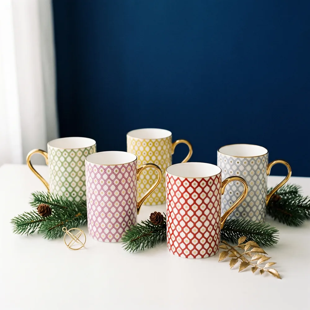 Idyll Winter Gathering — Set of 5 Coffee Mugs, 400 ml